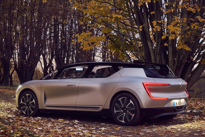 Renault SYMBIOZ Demo car: l’esperienza di domani comincia oggi Renault SYMBIOZ Demo car: l’esperienza di domani comincia oggi