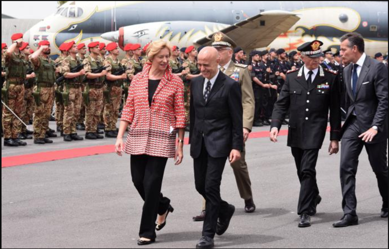 Ius Soli: Minniti, Pinotti e i volti noti del PD che hanno disertato il voto Ius Soli: Minniti, Pinotti e i volti noti del PD che hanno disertato il voto