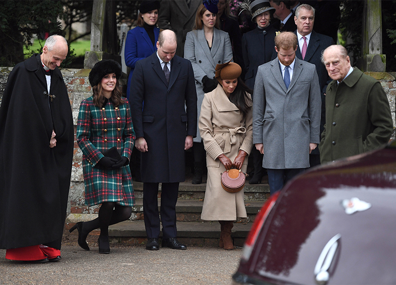 Meghan Markle, la sorella s’infuria col principe Harry: “Una famiglia ce l’ha” Meghan Markle, la sorella s’infuria col principe Harry: “Una famiglia ce l’ha”