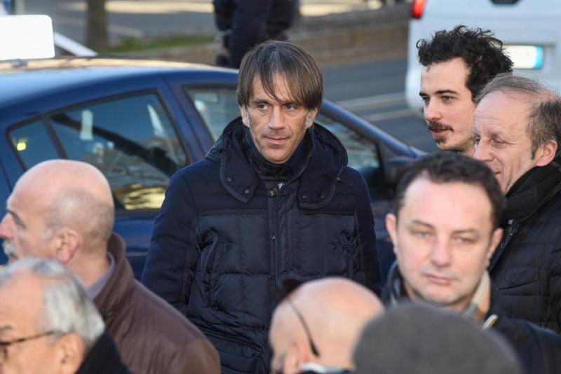 Gualtiero Marchesi, i funerali a Milano: “Era lo Steve Jobs della cucina” Gualtiero Marchesi, i funerali a Milano: “Era lo Steve Jobs della cucina”