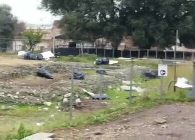 Divo Nerone tra le macerie: dopo il flop restano solo monnezza e gabbiani