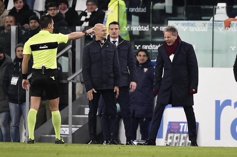 Juventus-Torino 2-0, Douglas Costa-Mandzukic uomini derby. Mihajlovic espulso Juventus-Torino 2-0, Douglas Costa-Mandzukic uomini derby. Mihajlovic espulso