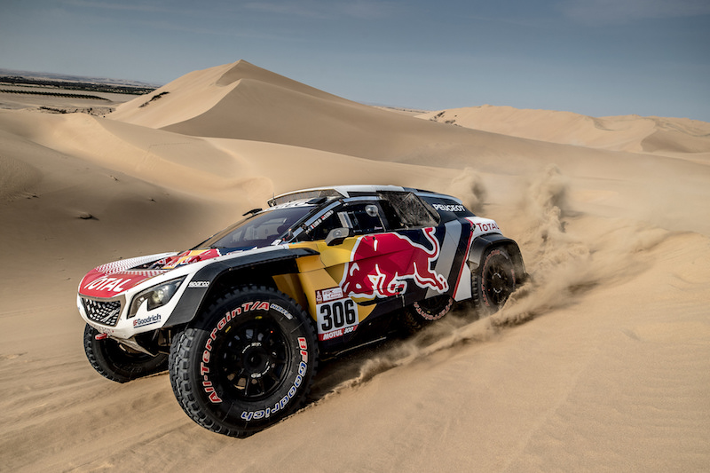 Dakar, quattro Peugeot 3008 DKR tra le prime cinque (in 4 minuti) Dakar, quattro Peugeot 3008 DKR tra le prime cinque (in 4 minuti)