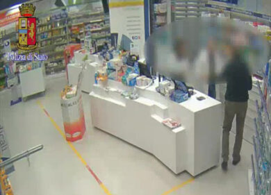 Rapinatore seriale in manette: aveva accumulato 80mila euro con 23 rapine