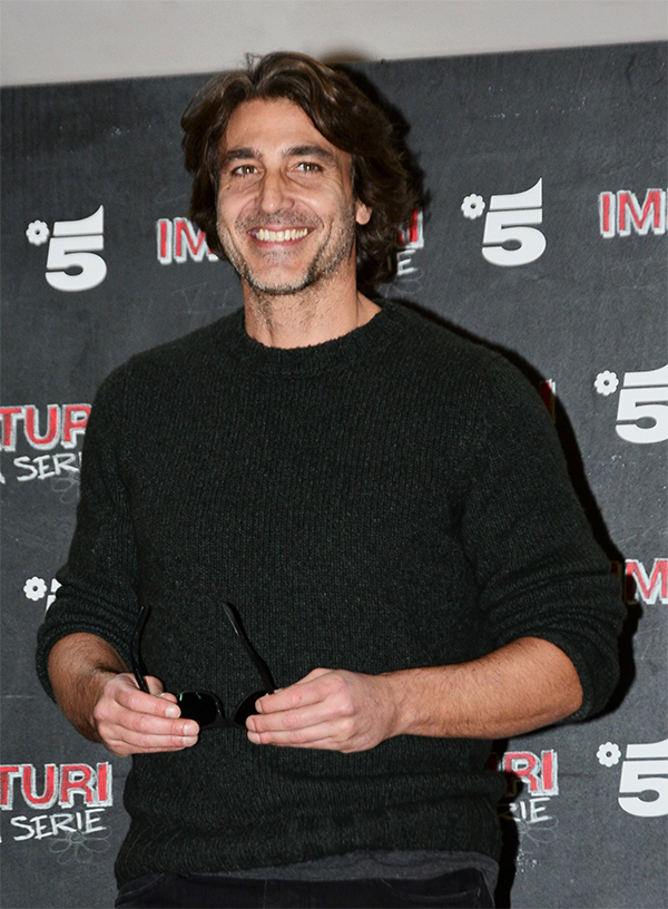 Immaturi la serie, la presentazione con gli attori