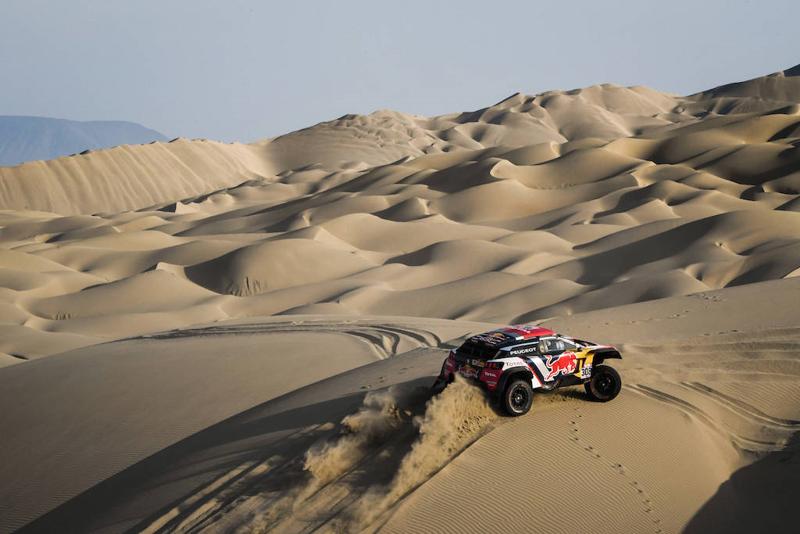 Dakar 2018, Sainz e Cruz in testa. Ma che sfide! Dakar 2018, Sainz e Cruz in testa. Ma che sfide!