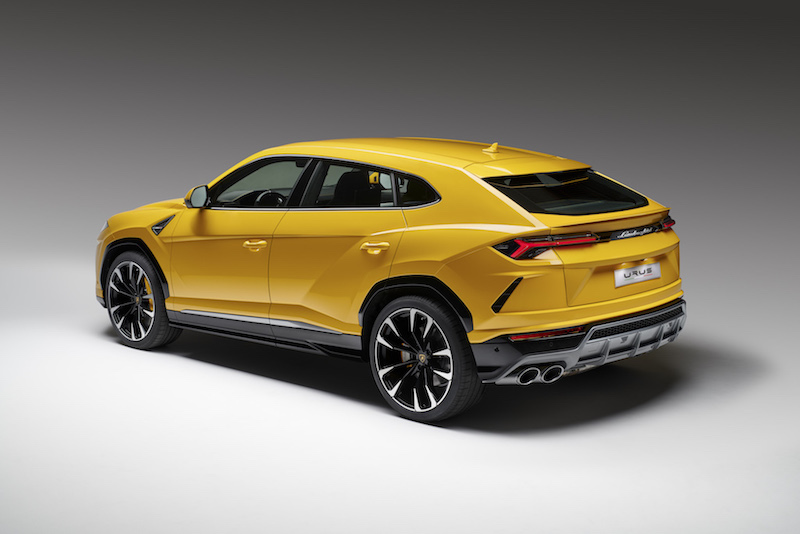 Pirelli si è fatta in sei per la Lamborghini Urus Pirelli si è fatta in sei per la Lamborghini Urus