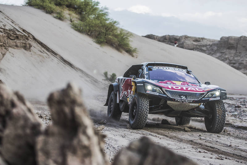 Dakar 2018: agonismo e competizione. E scenari mozzafiato Dakar 2018: agonismo e competizione. E scenari mozzafiato