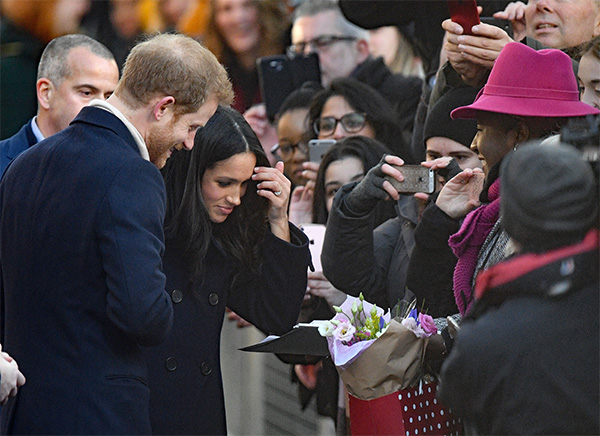 Meghan Markle: “Harry? E’ un femminista”. Meghan Markle, bufera sul look. FOTO