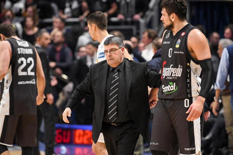 Basket, Alessandro Gentile: la rissa gli costa 3 giornate di squalifica. Foto Basket, Alessandro Gentile: la rissa gli costa 3 giornate di squalifica. Foto