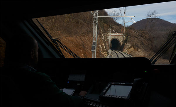 Inaugurazione della nuova linea ferroviaria tra Lombardia e Svizzera Inaugurazione della nuova linea ferroviaria tra Lombardia e Svizzera