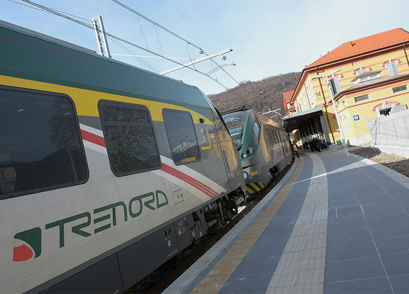 Inaugurazione della nuova linea ferroviaria tra Lombardia e Svizzera Inaugurazione della nuova linea ferroviaria tra Lombardia e Svizzera