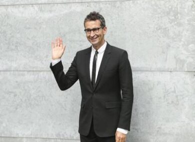 Ynap, il blitz per fermare Amazon e Lvmh. La verità sull’Opa Richemont