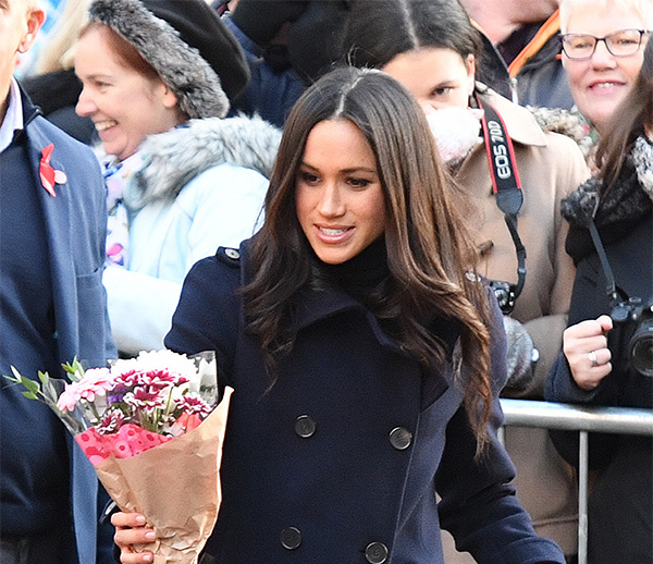 Meghan Markle e Harry hanno “costretto” Eugenia a spostare le nozze. FOTO