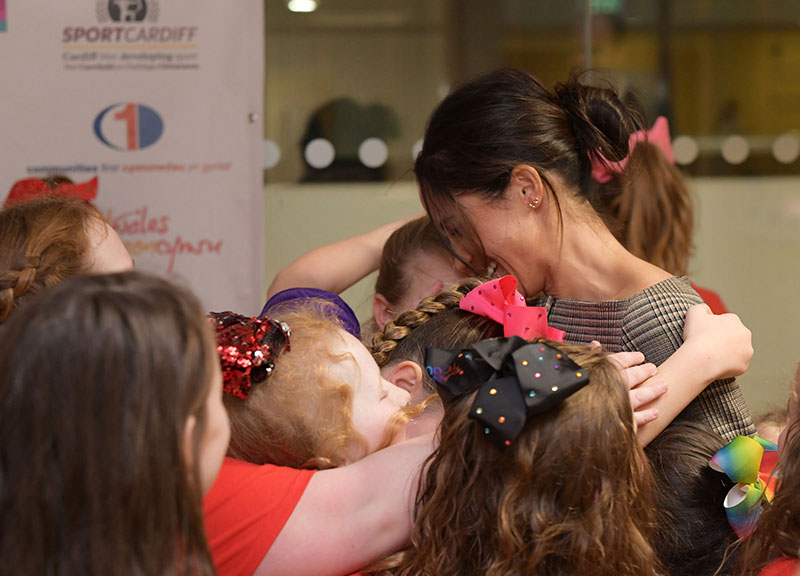 Meghan Markle e Harry hanno “costretto” Eugenia a spostare le nozze. FOTO