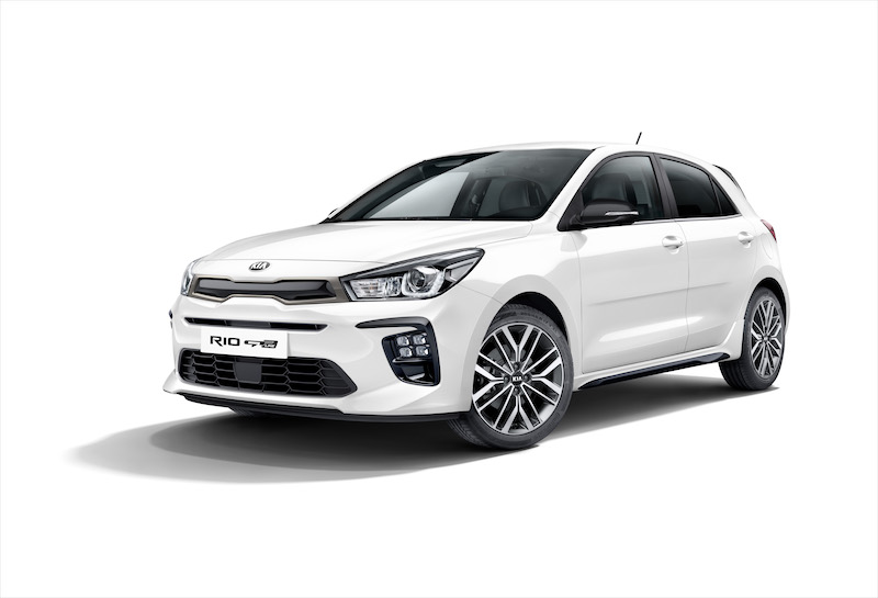 Aspettando Ginevra 2018 Kia svela le prime immagini della Rio GT-Line