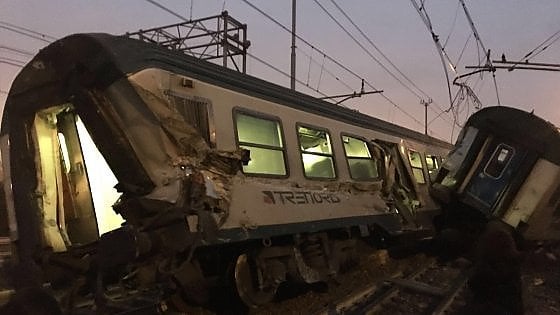 Treno deragliato Pioltello: scintille nelle riprese delle telecamere Treno deragliato Pioltello: scintille nelle riprese delle telecamere