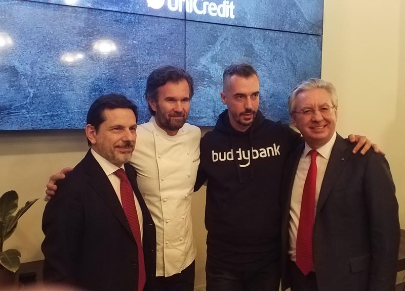 Galleria foto 'UniCredit: al via buddybank, la prima banca conversazionale, solo per iPhone' - foto 1