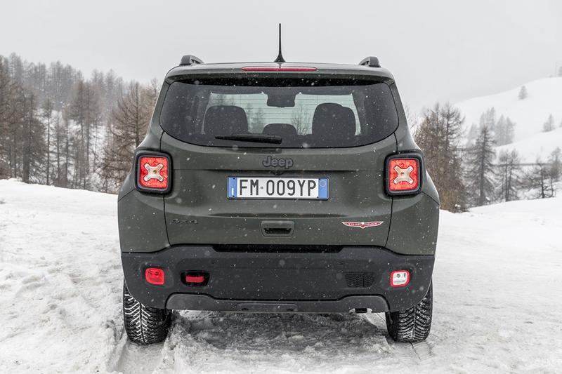 Nuova Jeep Renegade: tecnologica e connessa Nuova Jeep Renegade: tecnologica e connessa