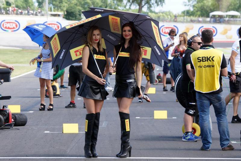 Formula 1 addio alle ombrelline. Liberty Media: “Basta Grid Girls” Formula 1 addio alle ombrelline. Liberty Media: “Basta Grid Girls”