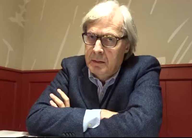Di Maio “un infermiere”. Vittorio Sgarbi scatena l’ira dei paramedici Di Maio “un infermiere”. Vittorio Sgarbi scatena l’ira dei paramedici