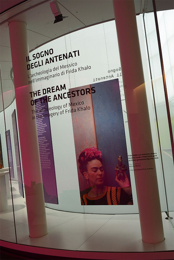 Frida Kahlo, la mostra al MUDEC di Milano Frida Kahlo, la mostra al MUDEC di Milano