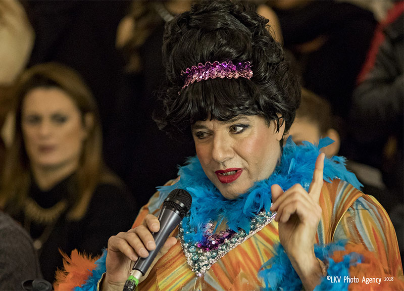 Hairspray -Il Musical a Milano: Giampiero Ingrassia nel ruolo di John Travolta Hairspray -Il Musical a Milano: Giampiero Ingrassia nel ruolo di John Travolta