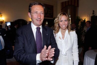Gianfranco Fini nel baratro da record