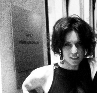 Stilista impiccata in piazza Napoli, il giudice ordina nuova autopsia