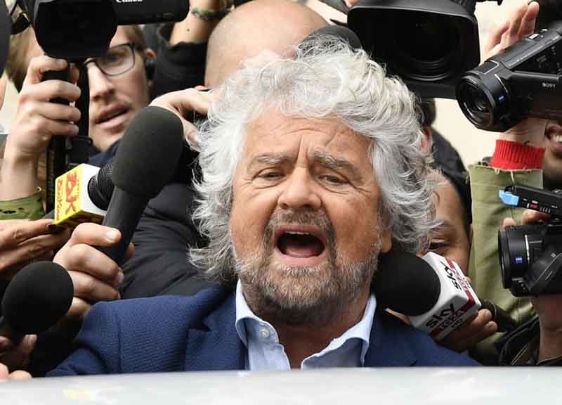 Espulso dal M5S perché accusato di aver negato l’Olocausto: vince la causa Espulso dal M5S perché accusato di aver negato l’Olocausto: vince la causa