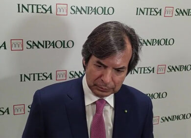 Carlo Messina, Ceo di Intesa Sanpaolo: Npl e simmetria, borse volatili e Ntv