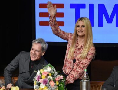 Sanremo 2018, Hunziker: “Non sono incinta”. Pausini forfait: al Festival sabato