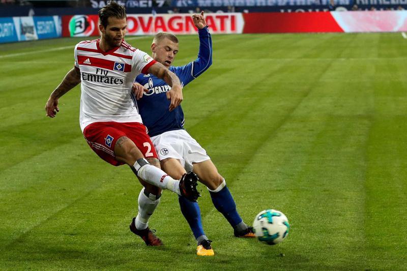 Milan, Max Meyer dopo Strinic a costo zero? Ac Milan news Milan, Max Meyer dopo Strinic a costo zero? Ac Milan news
