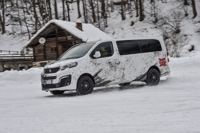 Peugeot Traveller 4X4  By Dangel, domina la strada