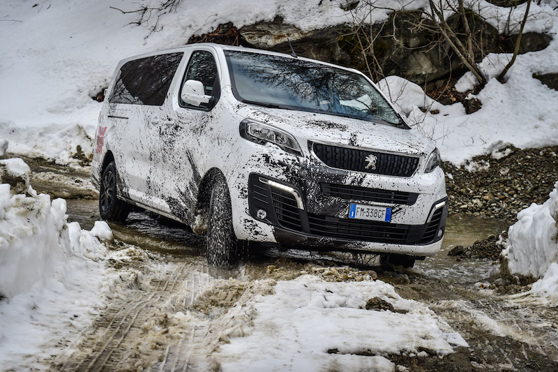 Peugeot Traveller 4X4  By Dangel, domina la strada