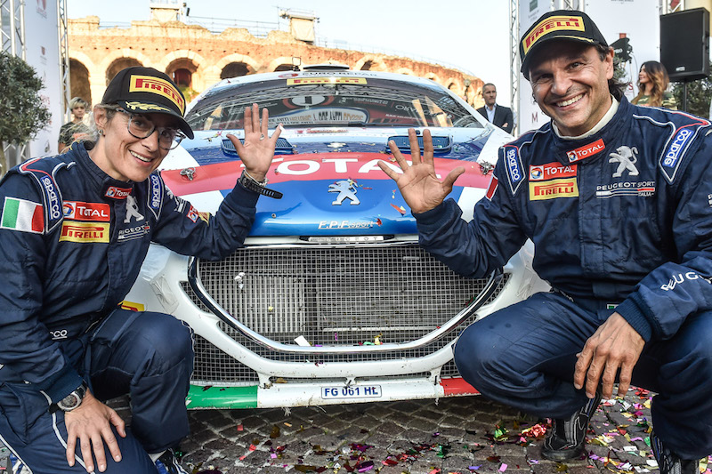 Paolo Andreucci rinnova l’impengno con Peugeot Sport Italia Paolo Andreucci rinnova l’impengno con Peugeot Sport Italia