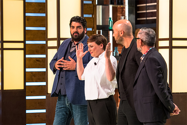 Masterchef 7 sul Ghiacciaio dello Stelvio con i campioni azzurri di sci. Foto Masterchef 7 sul Ghiacciaio dello Stelvio con i campioni azzurri di sci. Foto