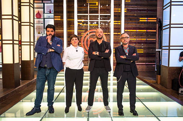Masterchef 7 sul Ghiacciaio dello Stelvio con i campioni azzurri di sci. Foto Masterchef 7 sul Ghiacciaio dello Stelvio con i campioni azzurri di sci. Foto