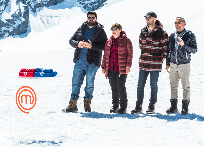 Masterchef 7 sul Ghiacciaio dello Stelvio con i campioni azzurri di sci. Foto Masterchef 7 sul Ghiacciaio dello Stelvio con i campioni azzurri di sci. Foto