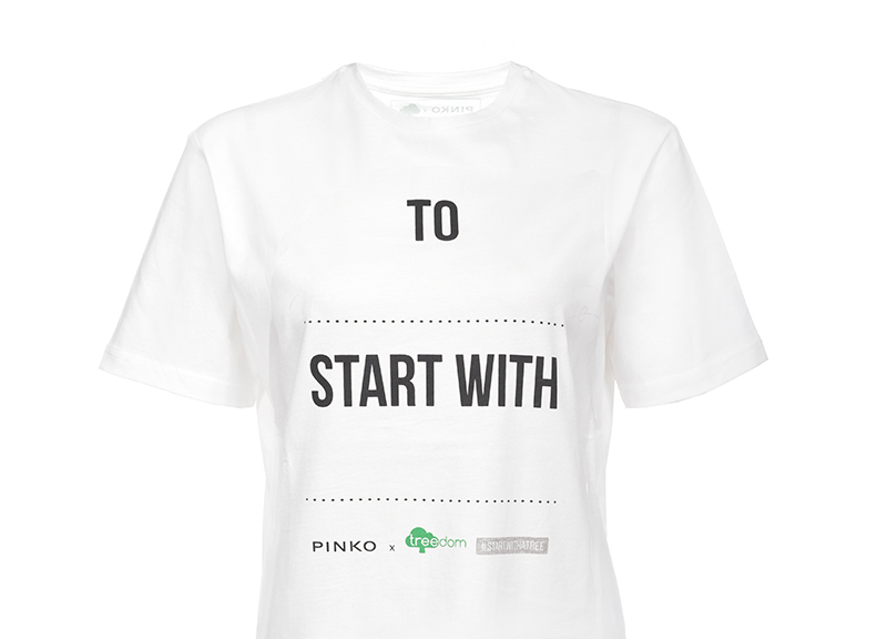 Pinko accende i riflettori sulla sostenibilità. #StartWithATree Pinko accende i riflettori sulla sostenibilità. #StartWithATree