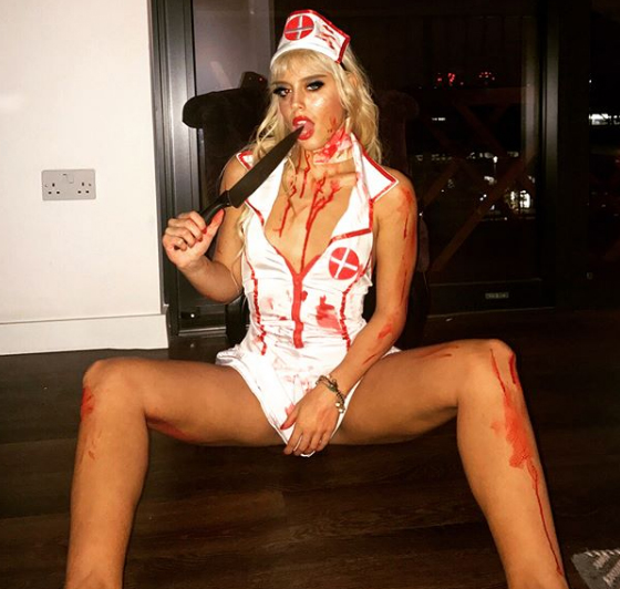 Isola dei Famosi 2018, Aida Nizar nuova sexy naufraga. Monte decisione. ISOLA 2018 NEWS