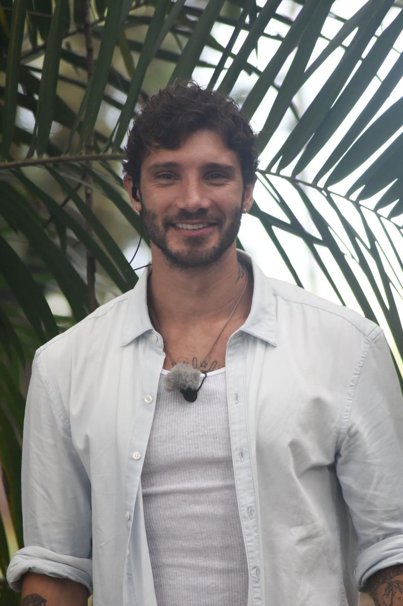 Isola dei Famosi 2018, Aida Nizar nuova sexy naufraga. Monte decisione. ISOLA 2018 NEWS