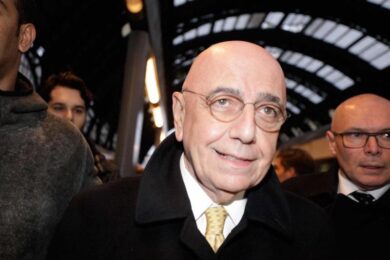 Milan, Galliani: “Sarei rimasto nel club rossonero, ma…” Ac Milan news