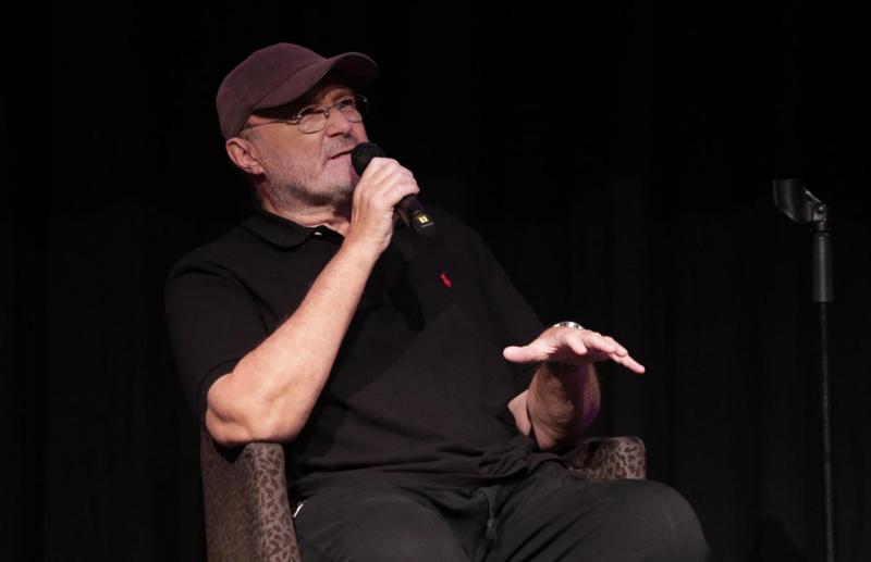 Phil Collins arrestato a Rio de Janeiro: in Brasile senza visto di lavoro Phil Collins arrestato a Rio de Janeiro: in Brasile senza visto di lavoro