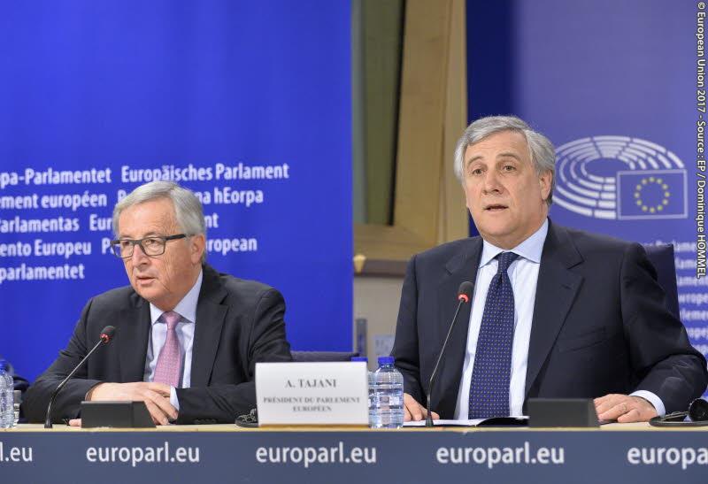 Ema, Tajani mette alle strette Juncker: vuole tutte le carte dell’Olanda Ema, Tajani mette alle strette Juncker: vuole tutte le carte dell’Olanda