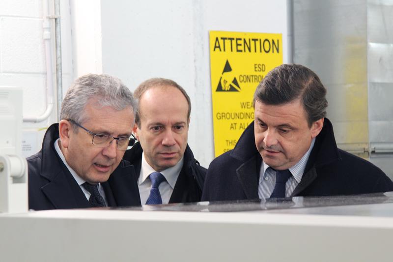 Calenda esalta gli imprenditori a Varese.Librandi: risolvere crisi ServiceDent