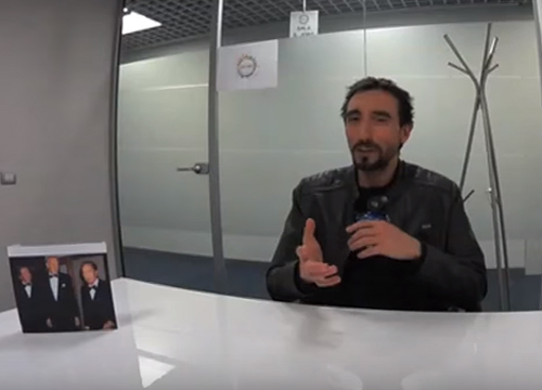 Stefano Bini, scherzi telefonici ai vip: da Facchinetti a Parenti. VIDEO Stefano Bini, scherzi telefonici ai vip: da Facchinetti a Parenti. VIDEO