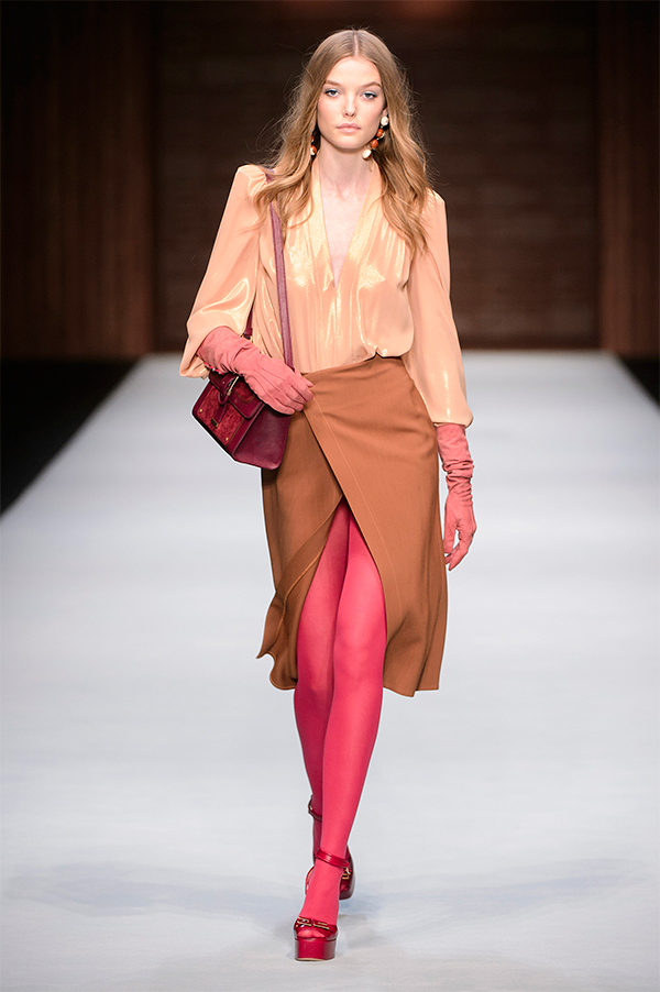 Milano Fashion Week 2018, Elisabetta Franchi s’ispira a Monica Vitti. FOTO Milano Fashion Week 2018, Elisabetta Franchi s’ispira a Monica Vitti. FOTO