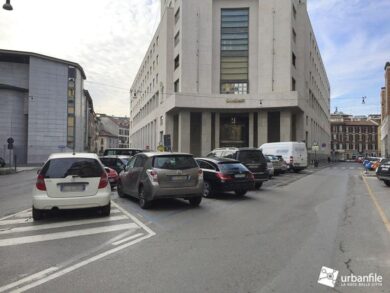 Piazza Edison, l’ennesimo brutto parcheggio nel cuore di Milano