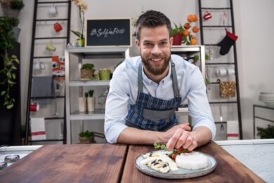 La7d: arriva Selfie Food, il nuovo cooking show con Stefano Cavada